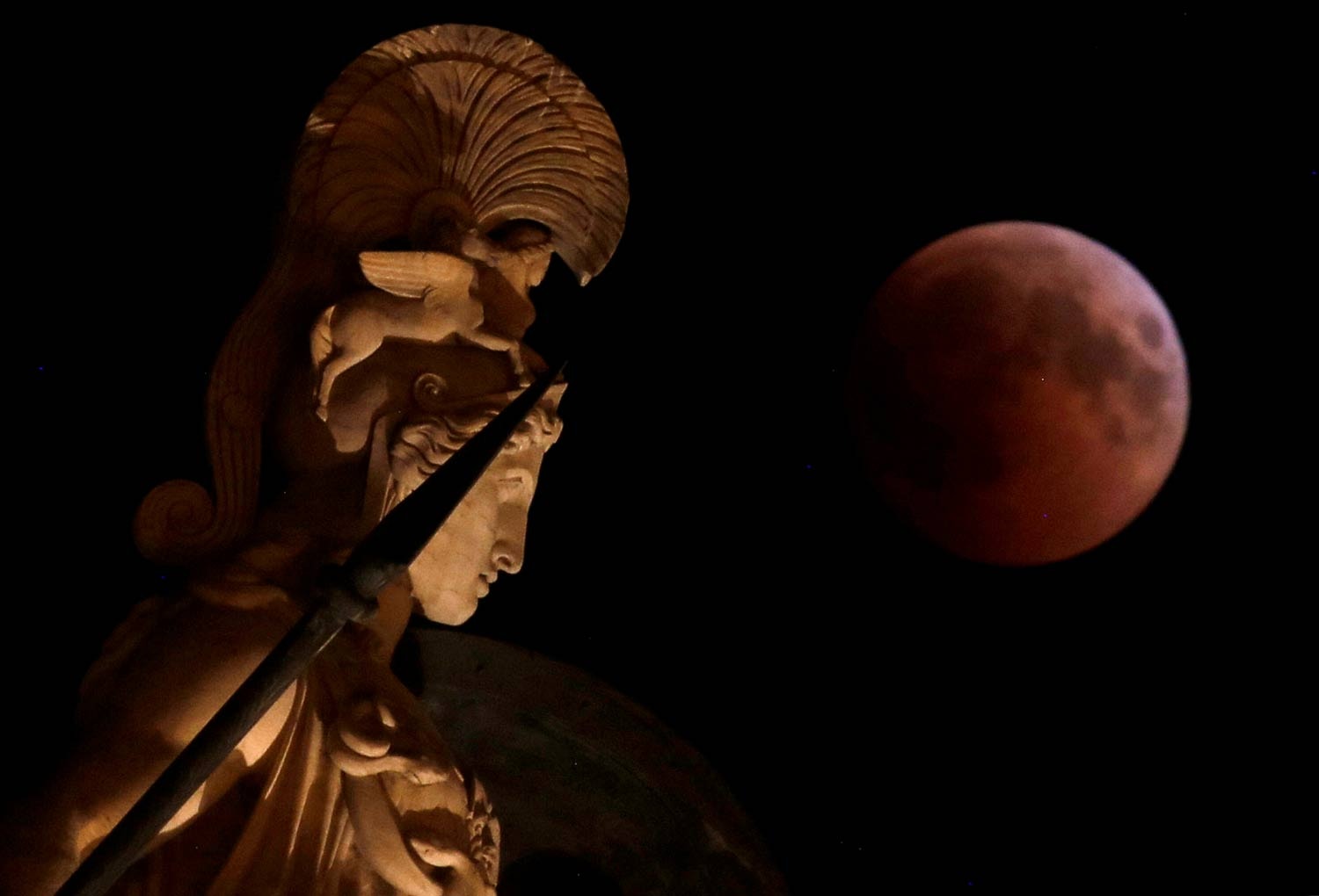  Costas Baltas - Reuters 