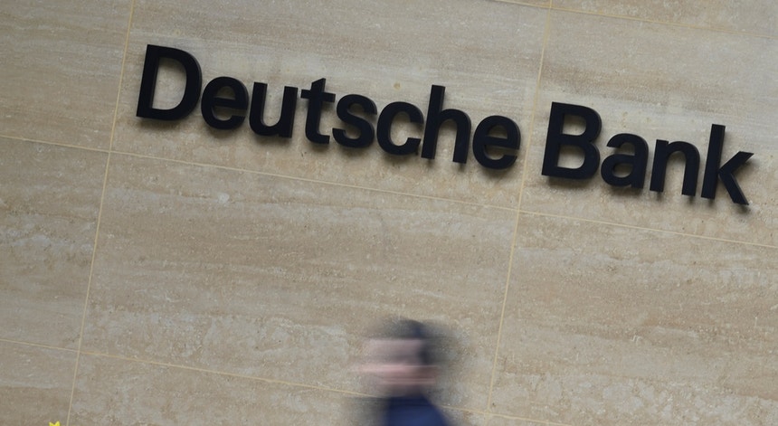 Deutsche Bank cai mais de 12% e gera preocupação no setor financeiro