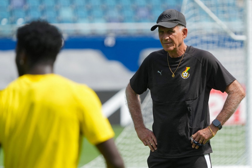 Carlos Queiroz deixa mensagem de balanço sem desvendar se futuro passa pelo Gana