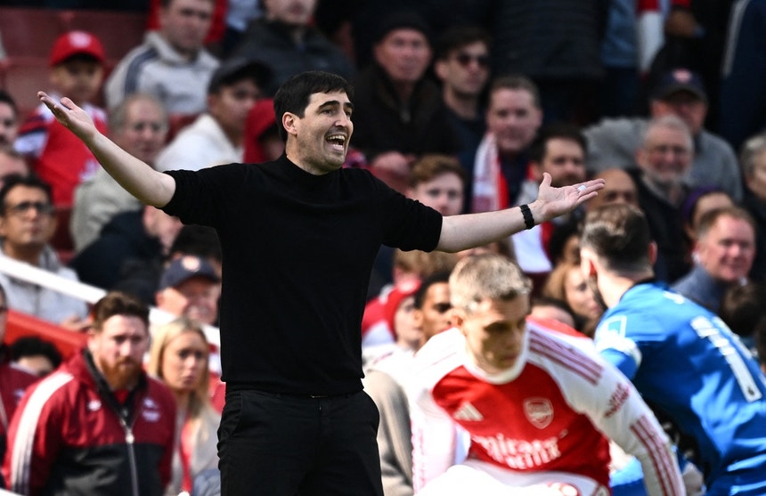 Imagem de Andoni Iraola deixa o comando técnico do Bournemouth no final da temporada