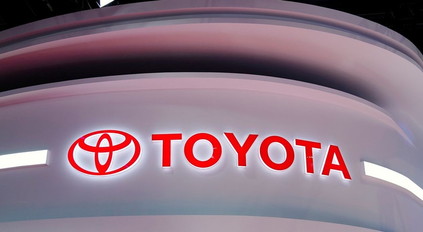 Fabricante automóvel japonesa Toyota regista lucro recorde