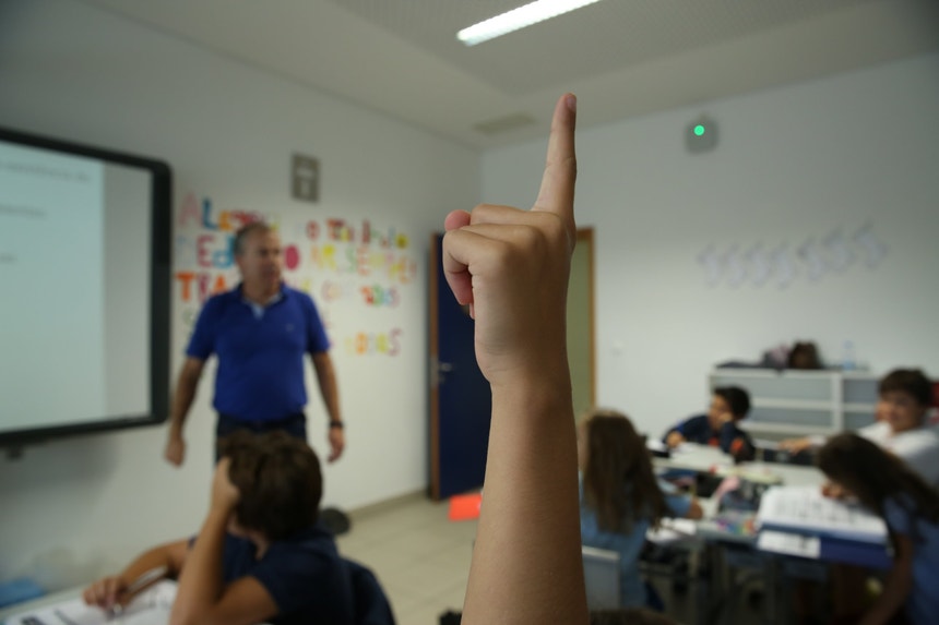 Diminui pela primeira vez em sete anos o número de docentes reformados