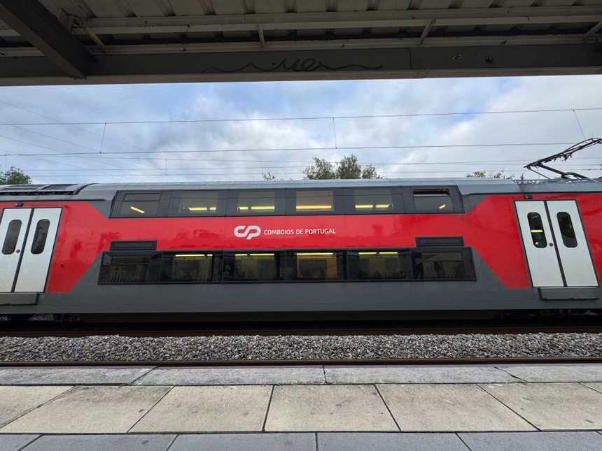 Imagem ilustrativa: CP põe autocarro entre Alverca e Azambuja para substituir um comboio noturno du