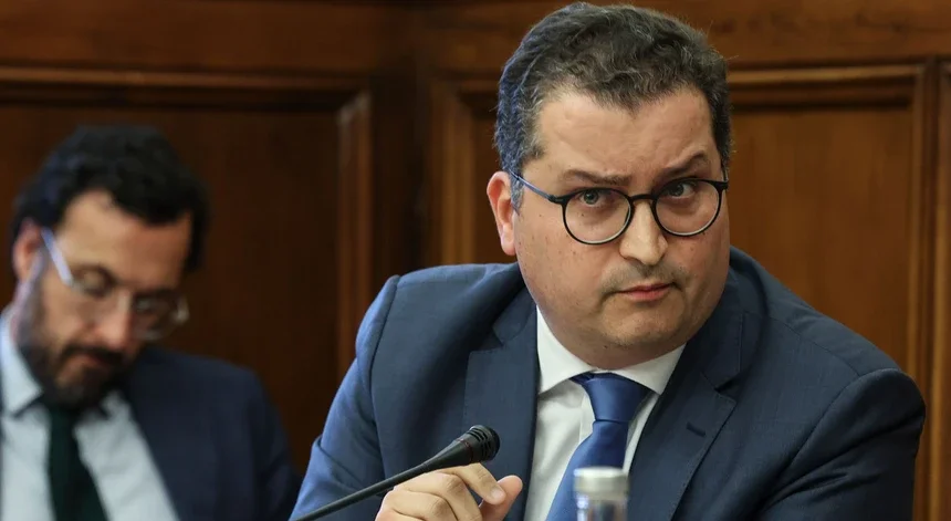 Miranda Sarmento: Ministro lidera Conselho de Governadores do BERD