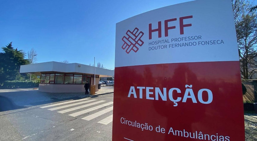 Imagem de Doentes urgentes esperam mais de 14 horas no Amadora-Sintra