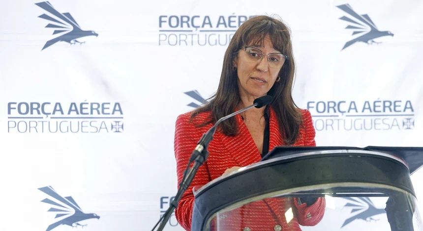 Helena Carreiras, ministra da Defesa
