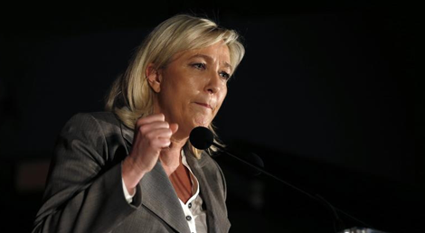 Marine Le Pen durante a campanha para as eleições regionais francesas a 25 de março de 2015 (Foto: Reuters)