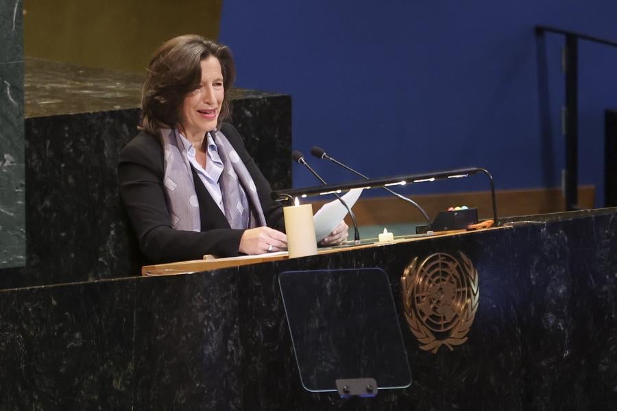 É preciso tratar o ambiente de informação como uma emergência defende Melissa Fleming