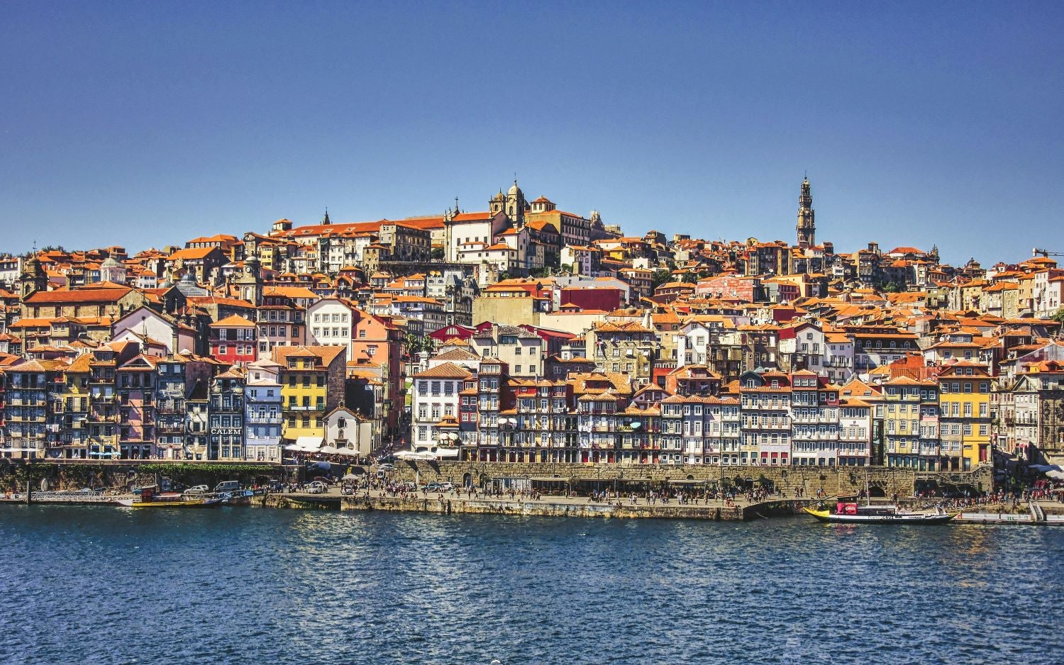 Estrangeiros representaram 28% das compras de casas em Portugal em 2025
