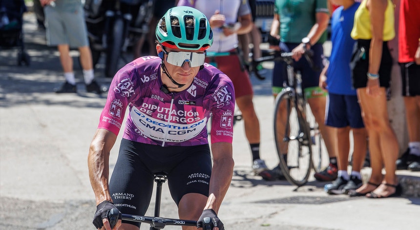 Felix Gall conquista Volta a Burgos