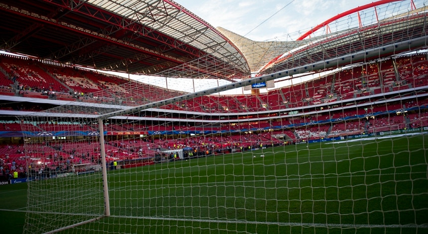 O tribunal evitou o castigo de cinco jogos de interdição do Estádio da Luz
