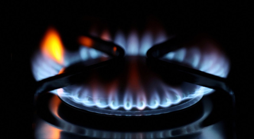 Os Estados-membros da União Europeia debatem o preço da energia e nomeadamente do gás
