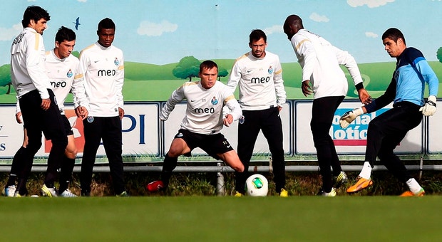 Jogadores do Porto no treino, no Olival
