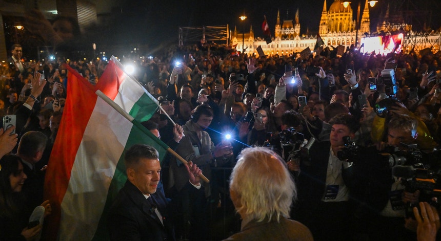 Líderes europeus reagem com entusiasmo quase total à vitória de Péter Magyar