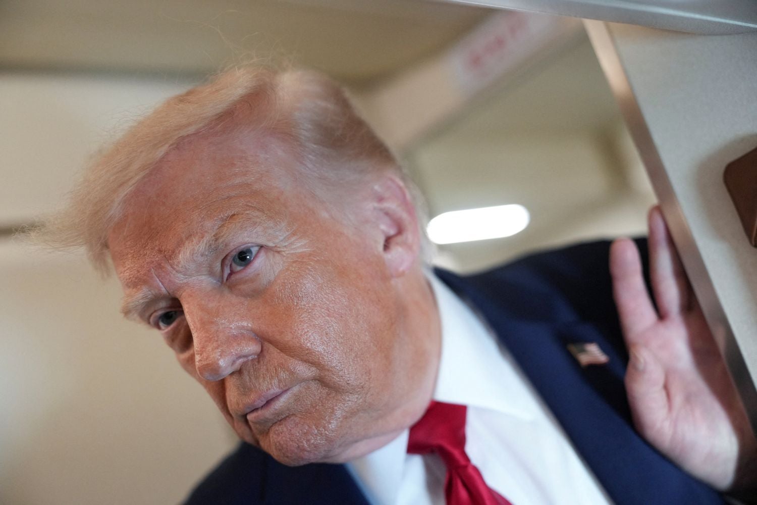 Trump defende ataques "mais cirúrgicos" contra o Hezbollah