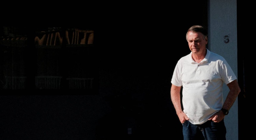 Imagem de Supremo Tribunal do Brasil decide manter Bolsonaro em prisão preventiva