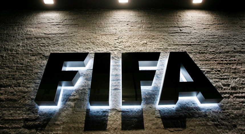 As federações do Chade e Paquistão estão sob a alçada da FIFA
