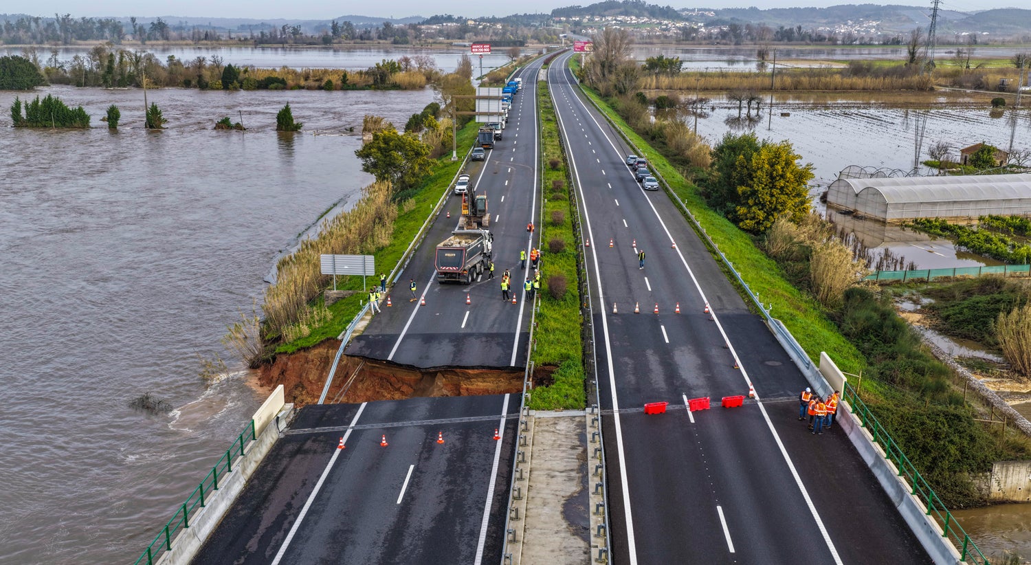 Colapso da A1. Reparação de troço entre Coimbra Norte e Coimbra Sul ainda sem data de conclusão