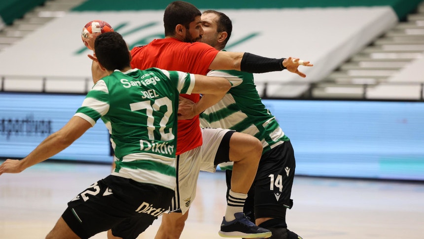 Andebol Sporting Vence Benfica E Salta Para A Lideranca Do Campeonato