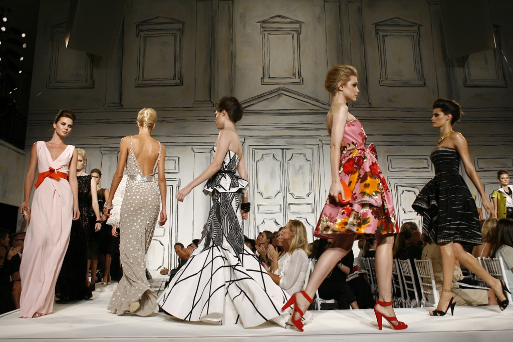  Cole&ccedil;&atilde;o de primavera de la Renta, 2009 