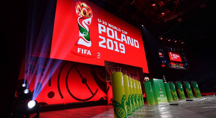 O Mundial sub-20 de futebol arranca esta quinta-feira na Polónia
