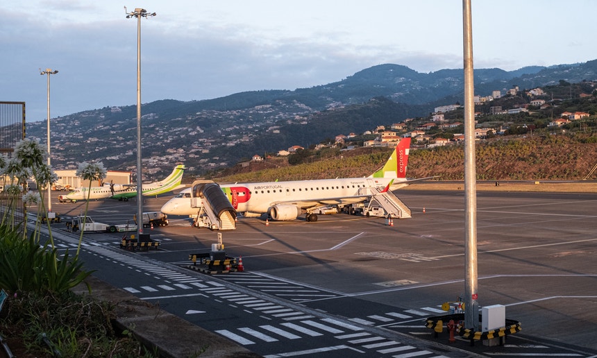 Imagem de Vento forte: 70 voos cancelados na Madeira