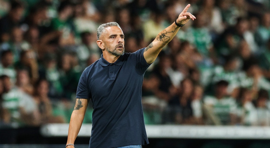 Imagem de Sporting recebe Alverca e Suárez pode ser titular