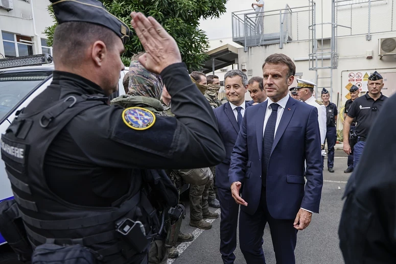 Macron apelou à calma e prometeu responder às reivindicações
