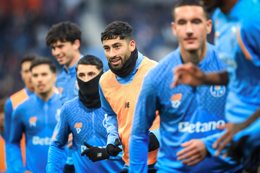 FC Porto viaja para estágio no Algarve já com Thiago Silva na comitiva