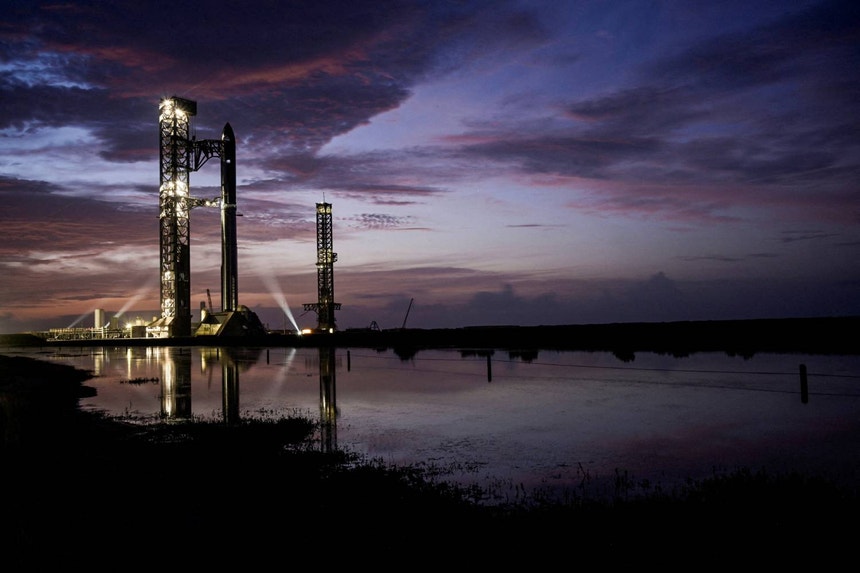 Imagem ilustrativa: Falha nos motores leva a cancelamento de descolagem de mega-foguetão da SpaceX