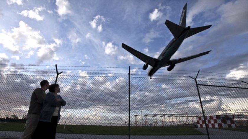 Ruído e poluição do aeroporto continuam a afetar a população 
