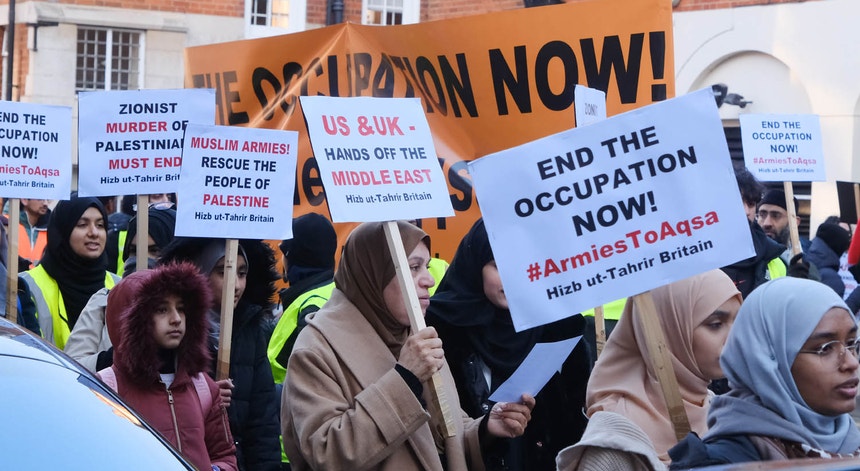 Das Vereinigte Königreich beschließt, die islamische Gruppe Hizb ut-Tahrir zu verbieten, der die Förderung des Terrorismus vorgeworfen wird