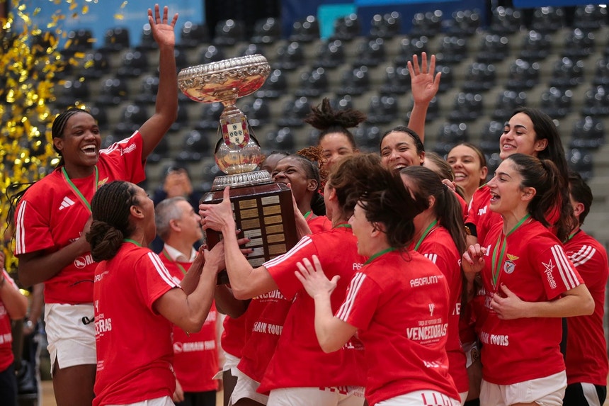 Imagem de Benfica vence GDESSA e reconquista Taça de Portugal feminina de basquetebol
