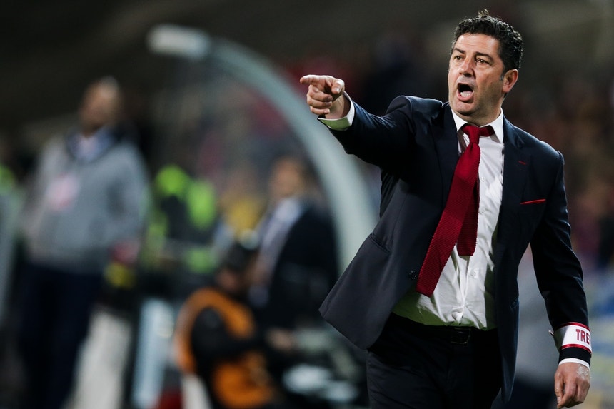 Spartak de Rui Vitória volta a marcar passo no campeonato russo