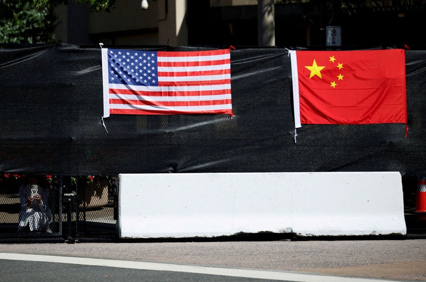 Imagem de Trump propôs venda de armamento à China, diz embaixador norte-americano em Pequim