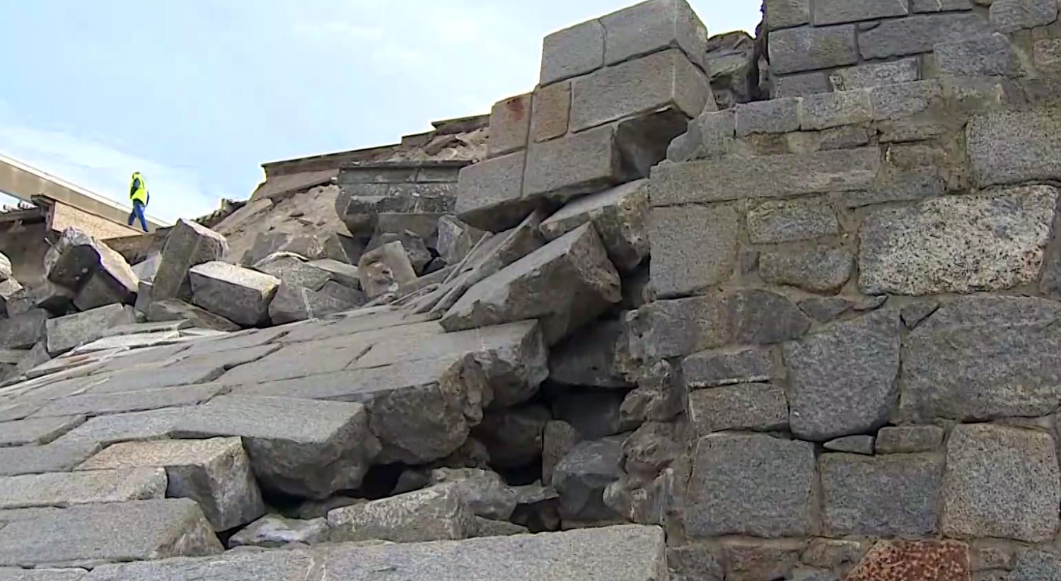 Moledo Beach: Seawall and road did not withstand the bad weather