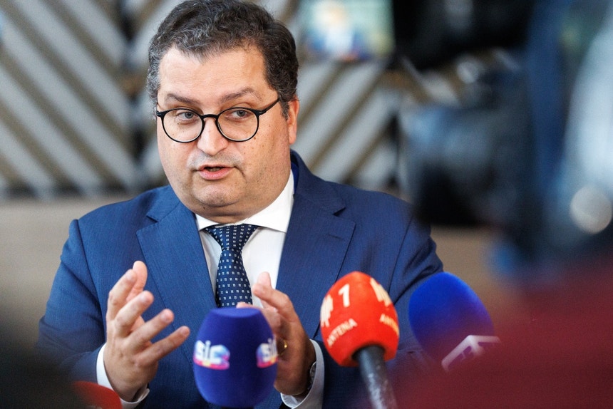 Imagem de Ucrânia. Miranda Sarmento apoia empréstimo com ativos russos congelados