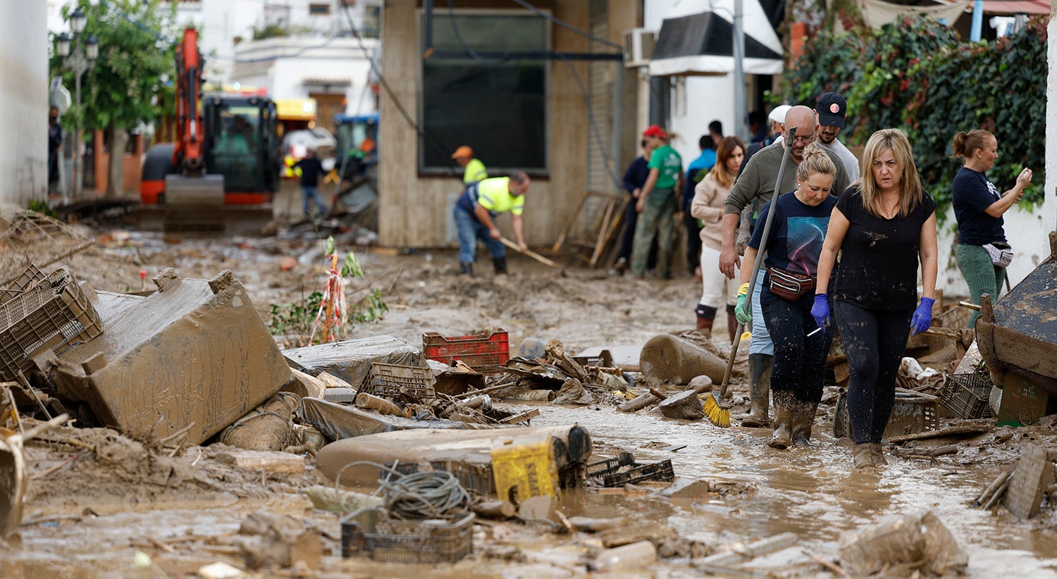tempestade-em-espanha-mais-de-quatro-mil-pessoas-foram-retiradas-de-casa