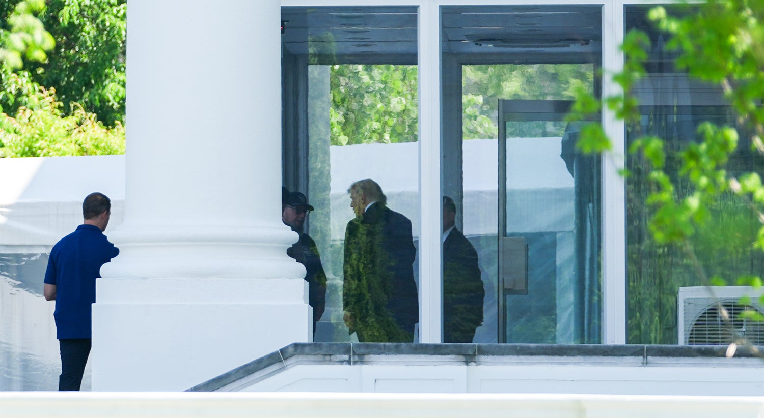 Ameaças de Trump ao Irão voltam a subir de tom