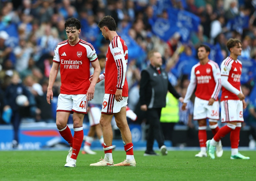 Imagem de Arsenal sofre derrota pesada em Brighton e pode deixar fugir Manchester City