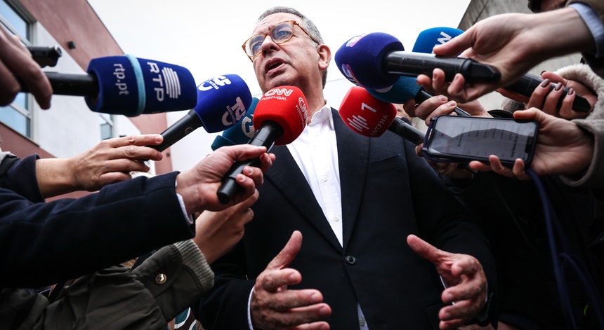 Imagem de Moedas e Cristas declaram voto em Seguro