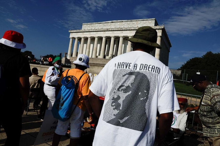 Marcha pela defesa dos direitos civis liderada por Martin Luther King faz 60 anos
