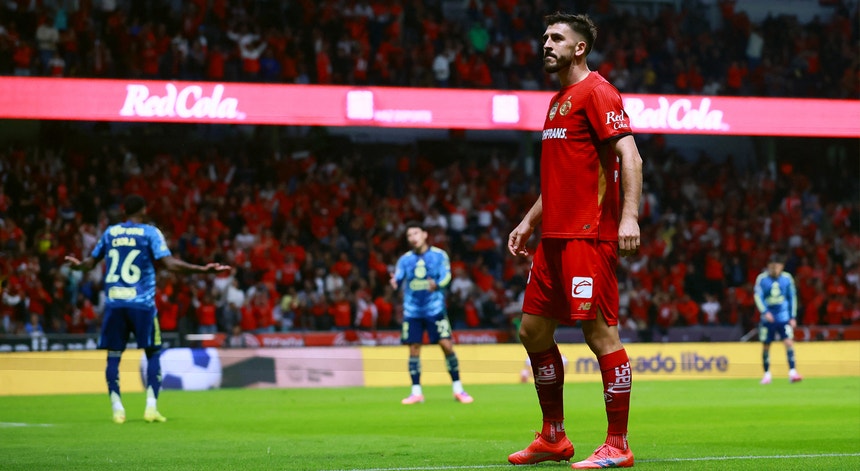 Martínez tem Paulinho, André e Fábio debaixo de olho