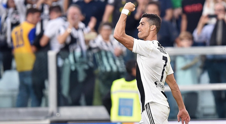 Ronaldo festejou o quinto golo pela Juventus
