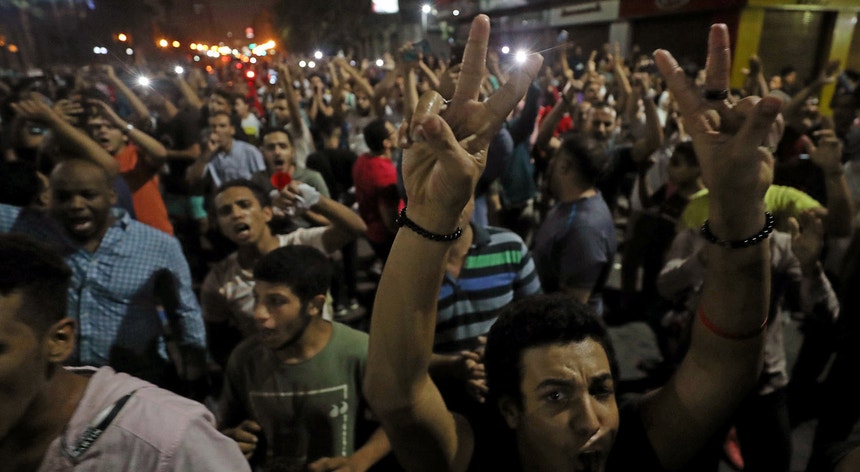 A oposição no Egipto tem estado dividida e Mohamed Ali pretende uni-la para mudar o rumo do país

