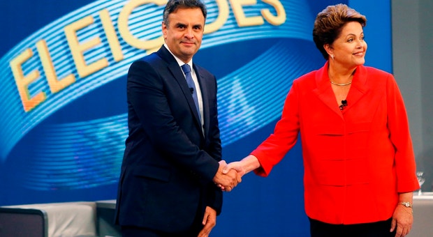 Dilma Rousseff e Aécio Neves trocam acusações pela presidência brasileira
