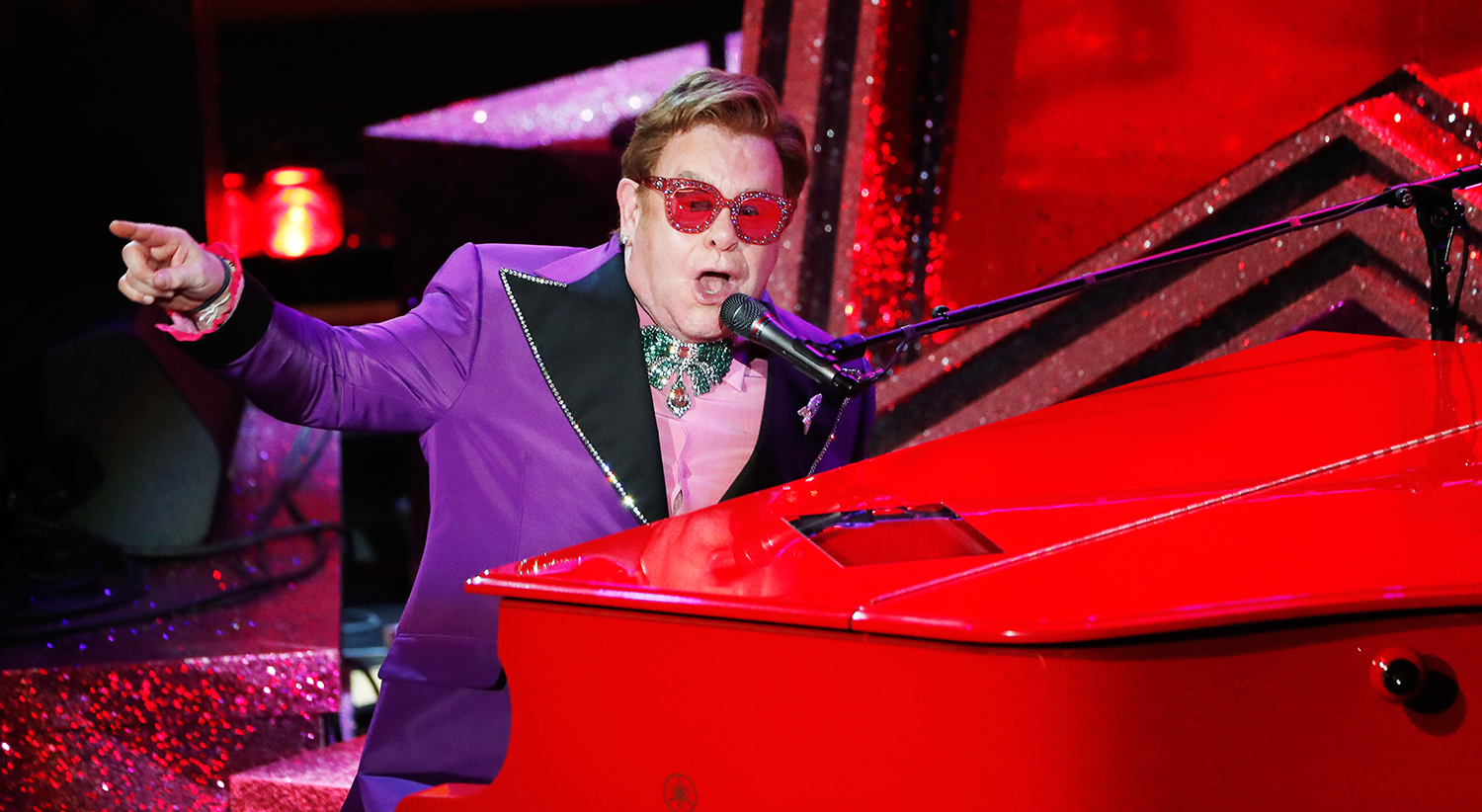  Atua&ccedil;&atilde;o de Elton John da m&uacute;sica &quot;(I&rsquo;m Gonna) Love Me Again&quot; do filme &quot;Rocketman&quot; /Mario Anzuoni - Reuters 