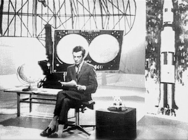  O Jornalista Jos&eacute; mensurado conduzio a emiss&atilde;o na RTp no dia 21 de julho de 1969 