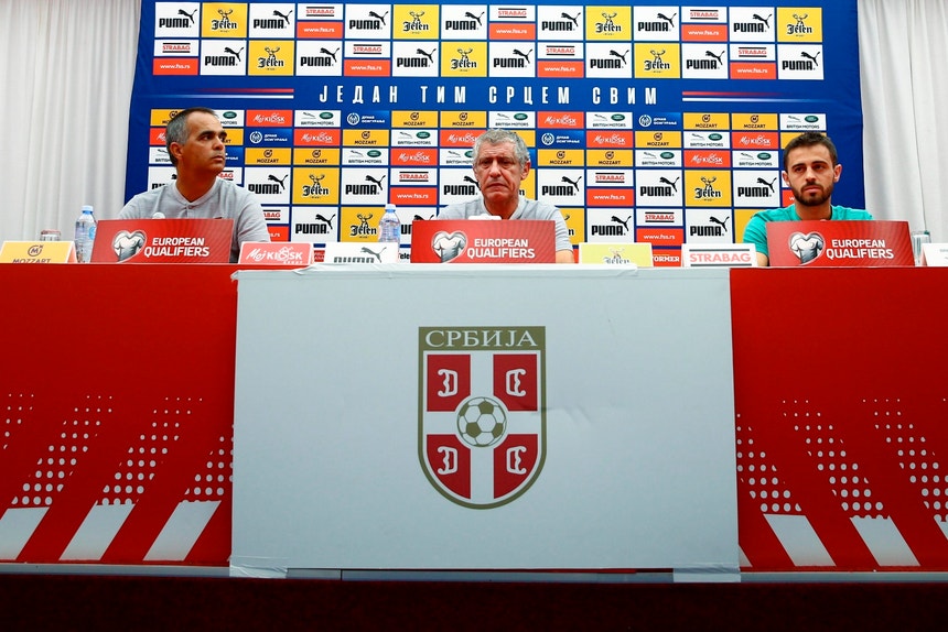 Bernardo Silva e Fernando Santos estiveram na conferência de imprensa de Portugal
