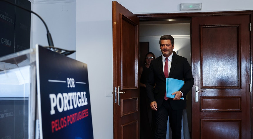Imagem de Chega pede exoneração do ministro da Administração Interna